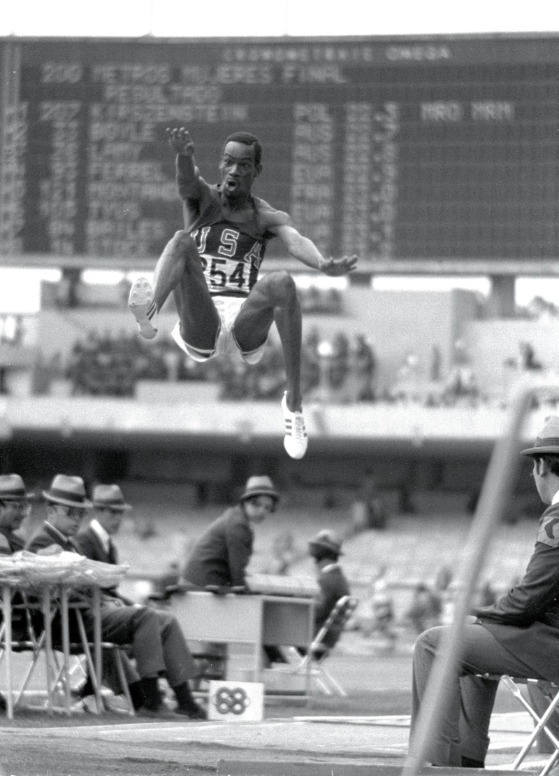 Illustration for article titled The Story Behind Bob Beamon's Miracle Jump And The Only Photo That Mattered
